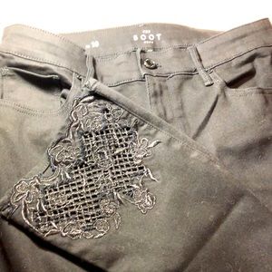 White House Black Market stretching pants (💎)